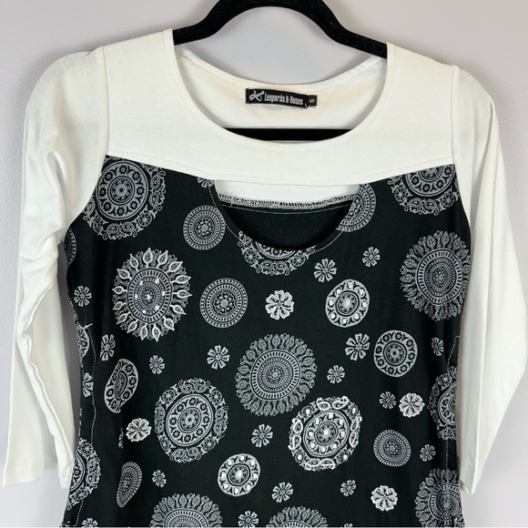 Leopards & Roses Mandala 3/4 Sleeves Black White Tunic Top Small - Picture 3 of 15